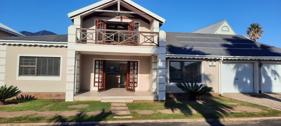 4 Bedroom Property for Sale in Marina Martinique Eastern Cape